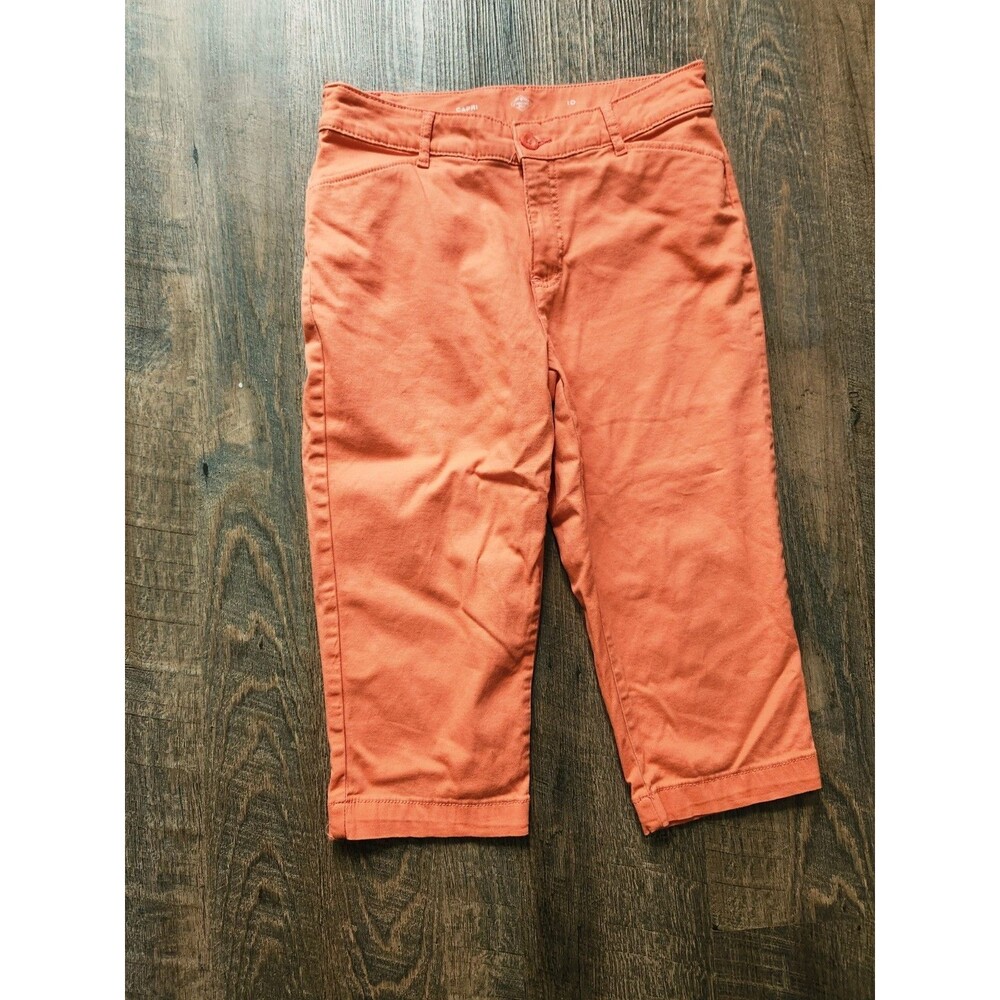 Womens 10 St Johns Bay Salmon Orange Capris